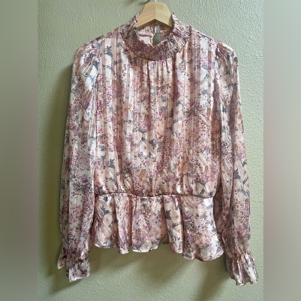 Peach Love California•Sz L Pink Buttoned Floral Blouse